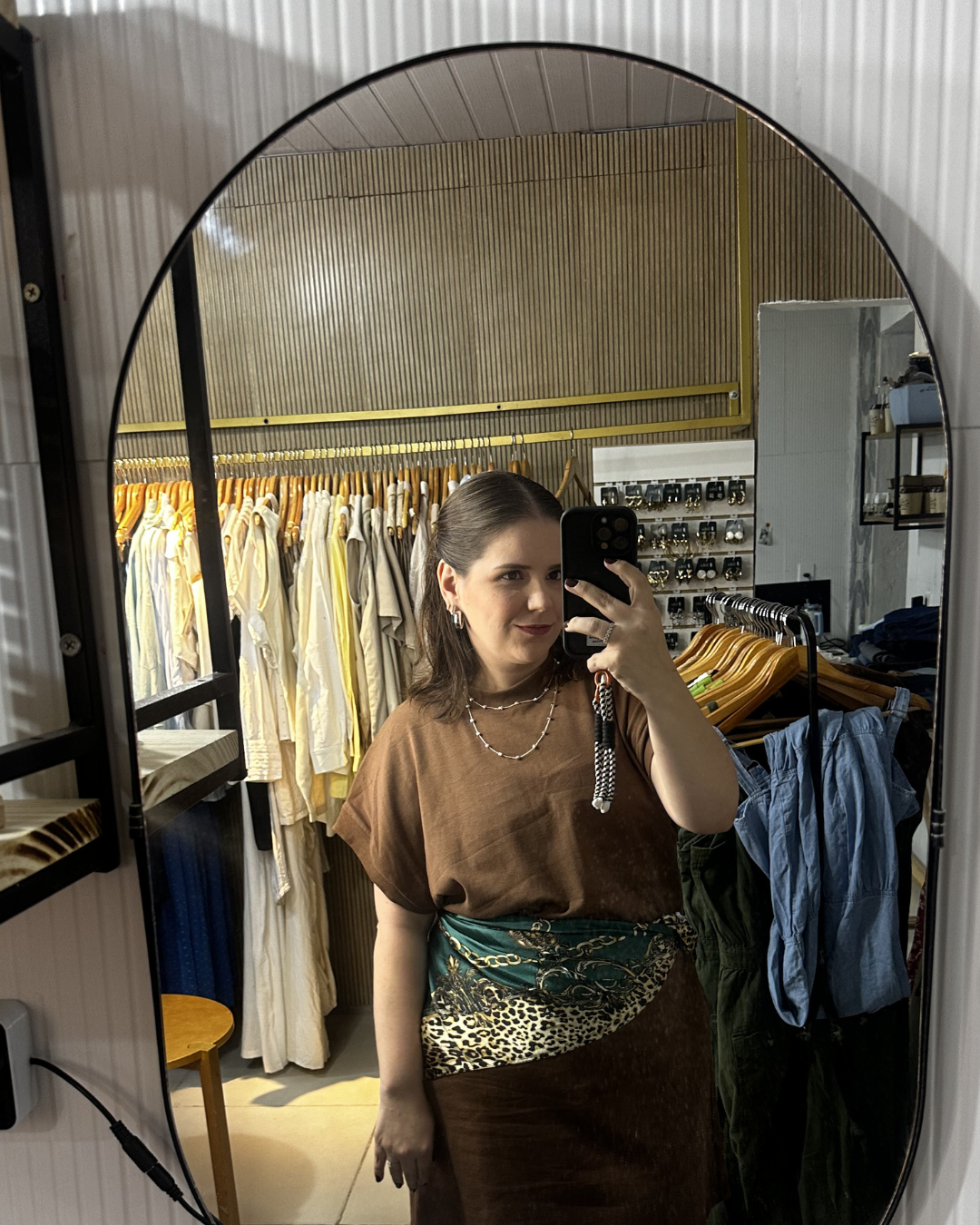 Look garimpado da curadoria Box